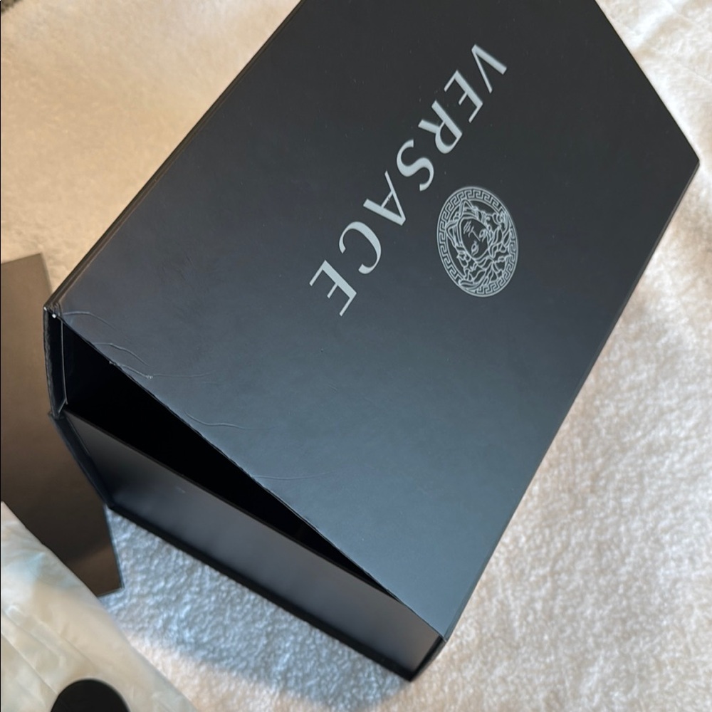 Versace Black Box - Picture 3 of 9